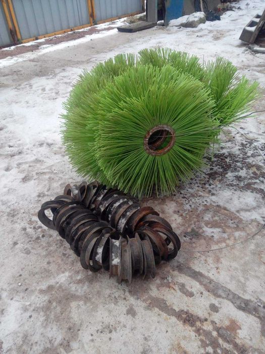 Продам мітлу до мінітрактора.