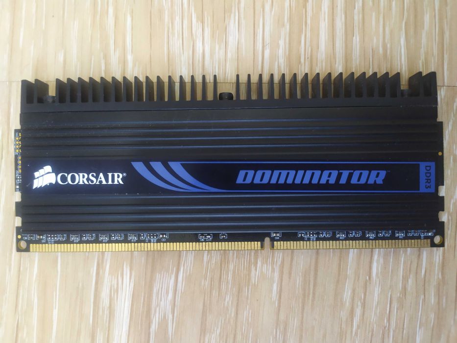 Оперативна пам'ять для ПК Corsair Dominator 4*2 GB DDR3 1600 Mhz