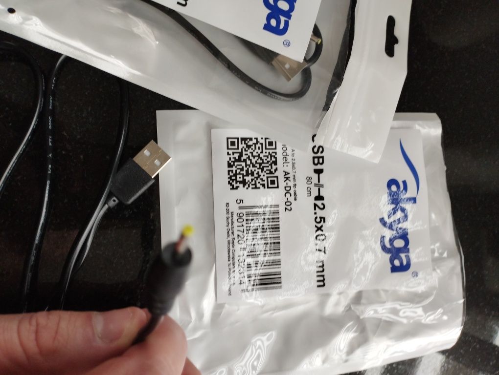 Kabel zasilający USB akyga 80 cm 2.5x0.7mm 2 sztuki
