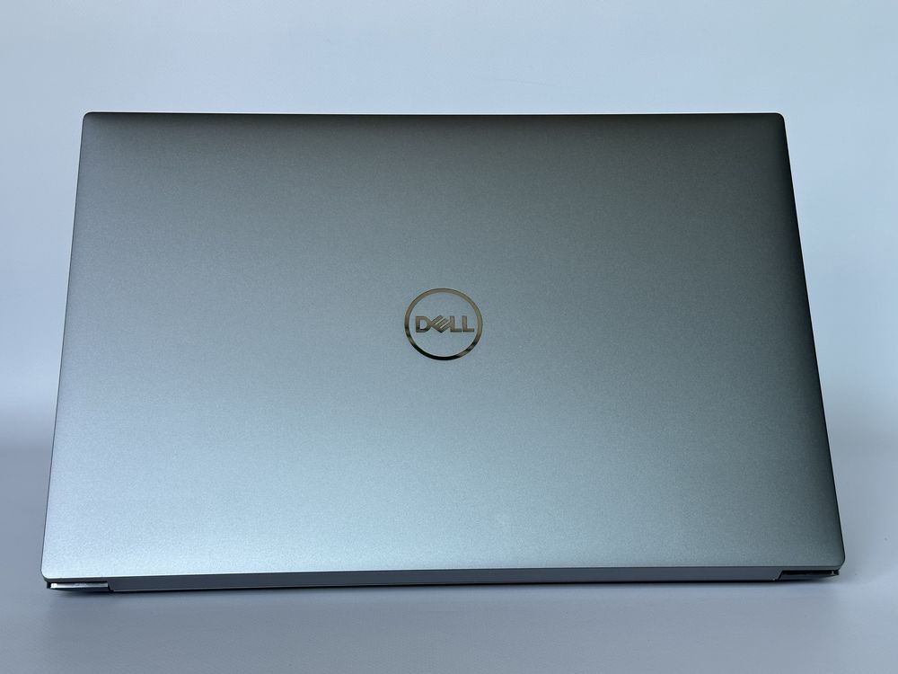Dell Precision 5550 15.6 FHD+ i7-10850H/32GB/1TB SSD/NVIDIA T2000