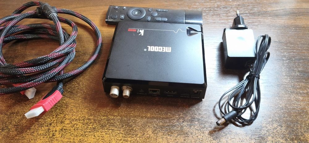 Mecool KI Pro DVB-S2 / T2 / C