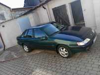 Ekonomiczny Samochód Daewoo Espero 1.5