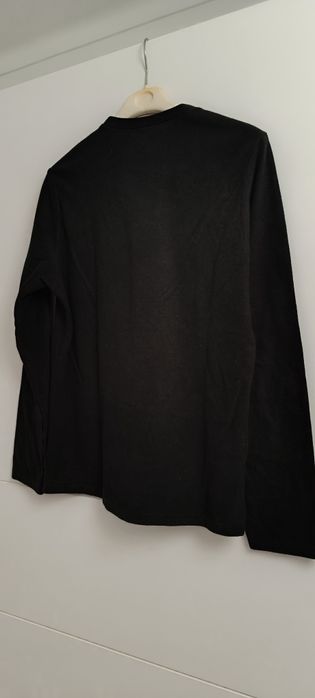 Camisola preta básica