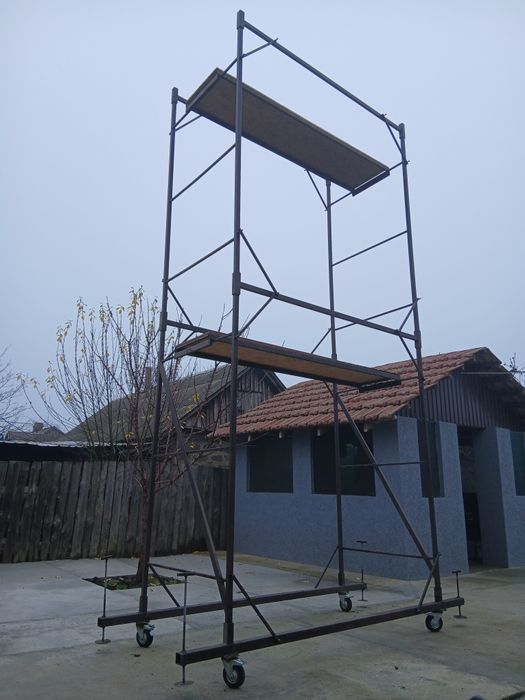 Продам леса строительние. Продам вишка тура.