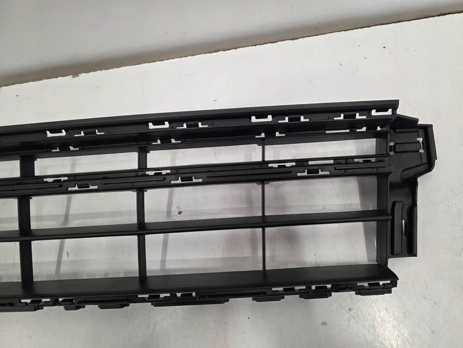 kratka środkowa vw passat b8 lift r-line 3g0853677aj 3g0853671aa nowa