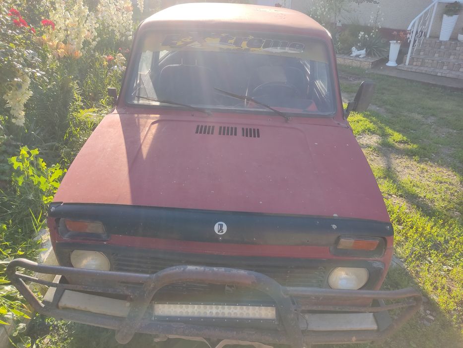 Ваз нива 2121  мотор 1.5