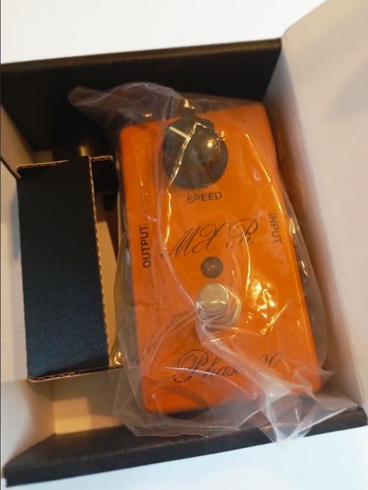 Эксклюзивный фейзер MXR CUSTOM SHOP SCRIPT PHASE 90 с рукописным лого