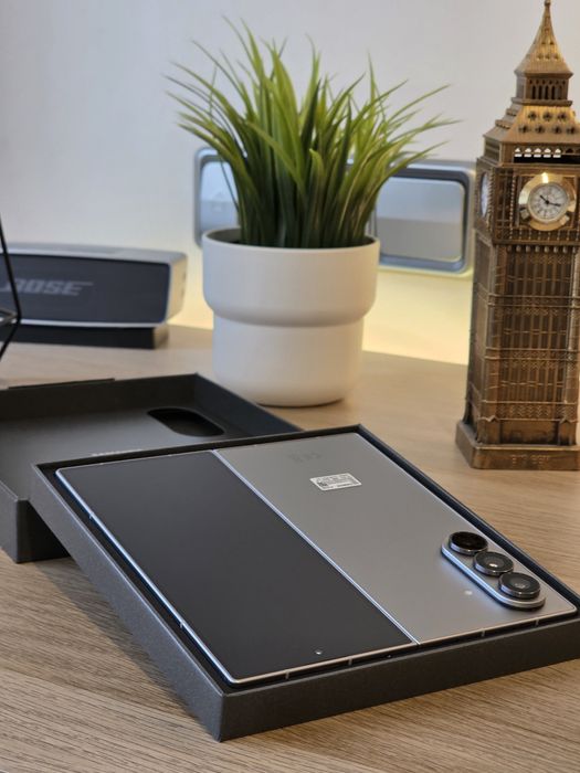 Samsung Z Fold 7 512GB cinza NOVO