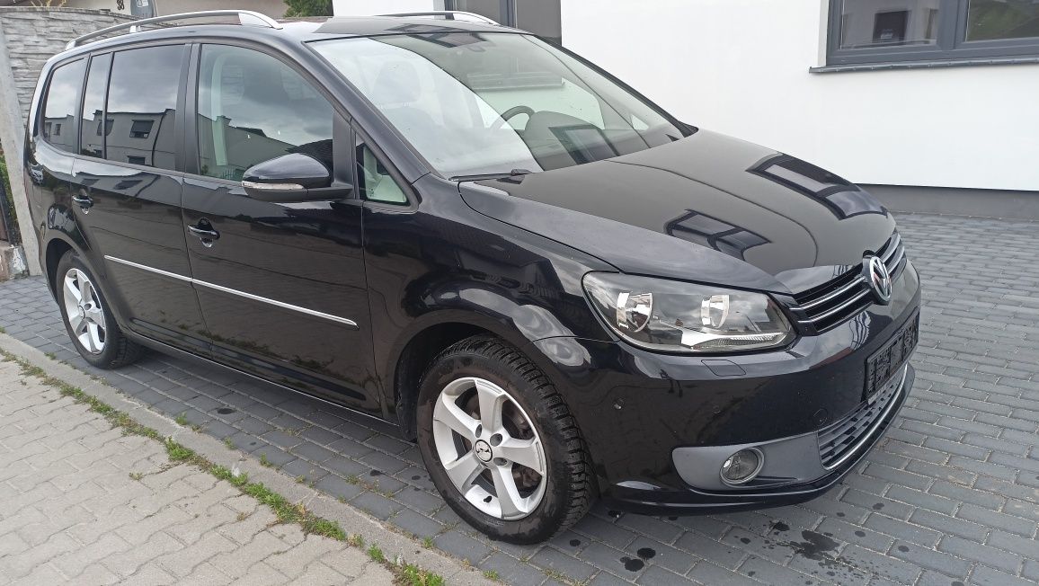 VW Touran 2.0 140 km Highline 7 osób