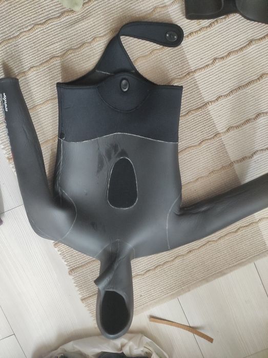 Гидрокостюм для підводного полювання