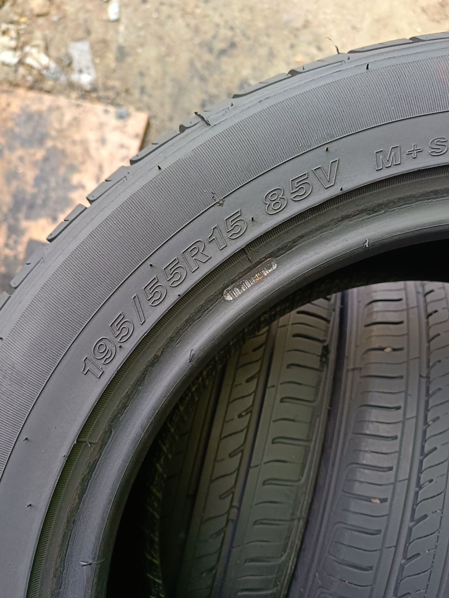 Opony letnie 195/55r15