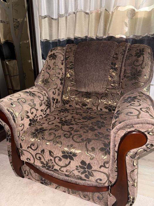 Золоте крісло для родини