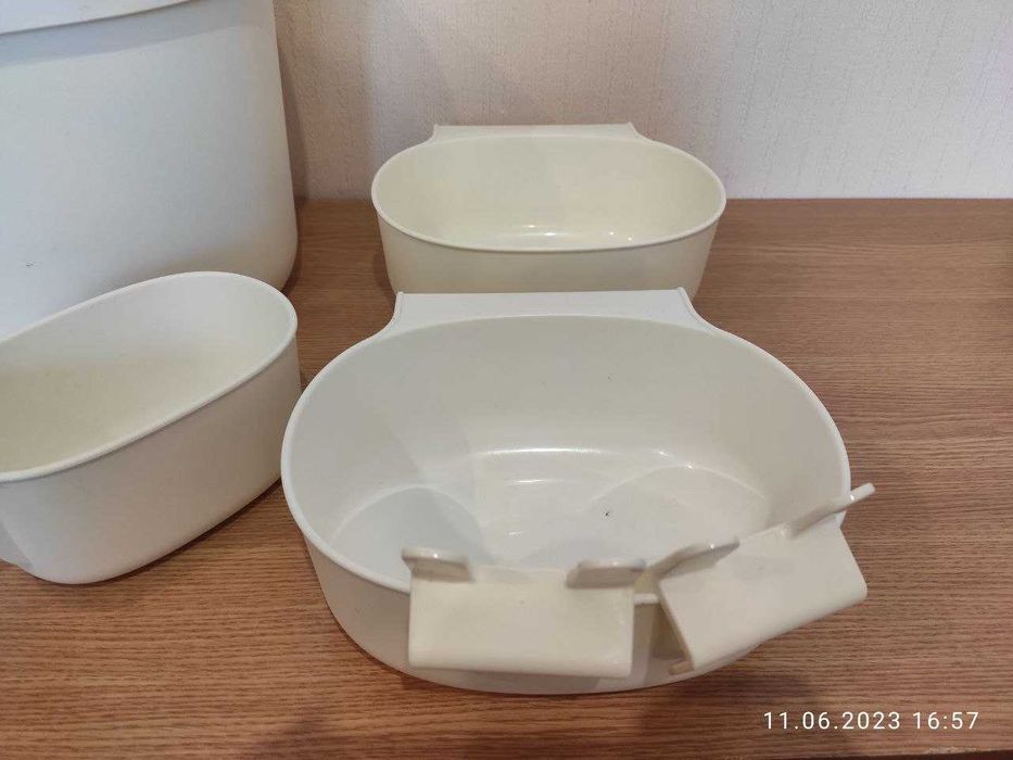 Контейнери + смінтник до пеленального столу/кроватки