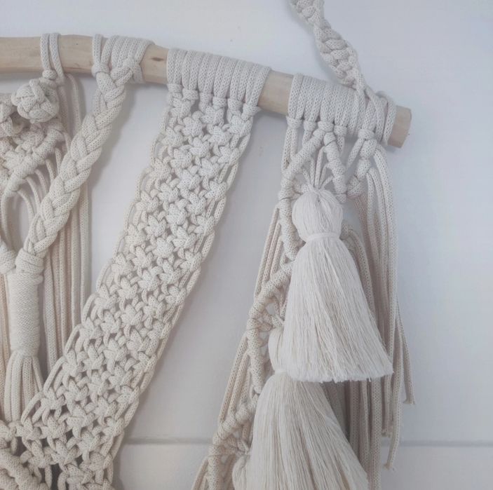 Painel de parede em macramé