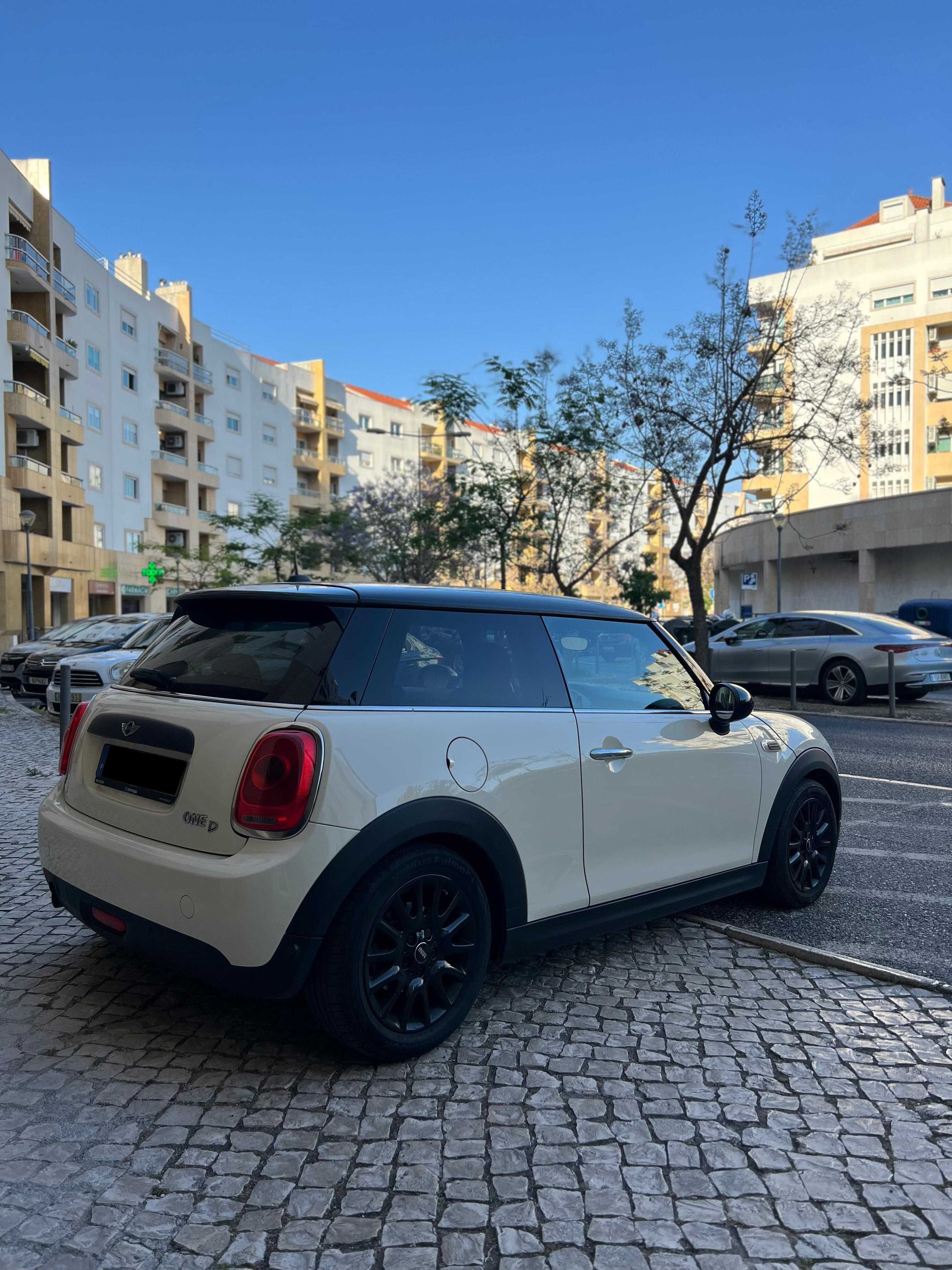 MINI Cooper One D F56 Nacional