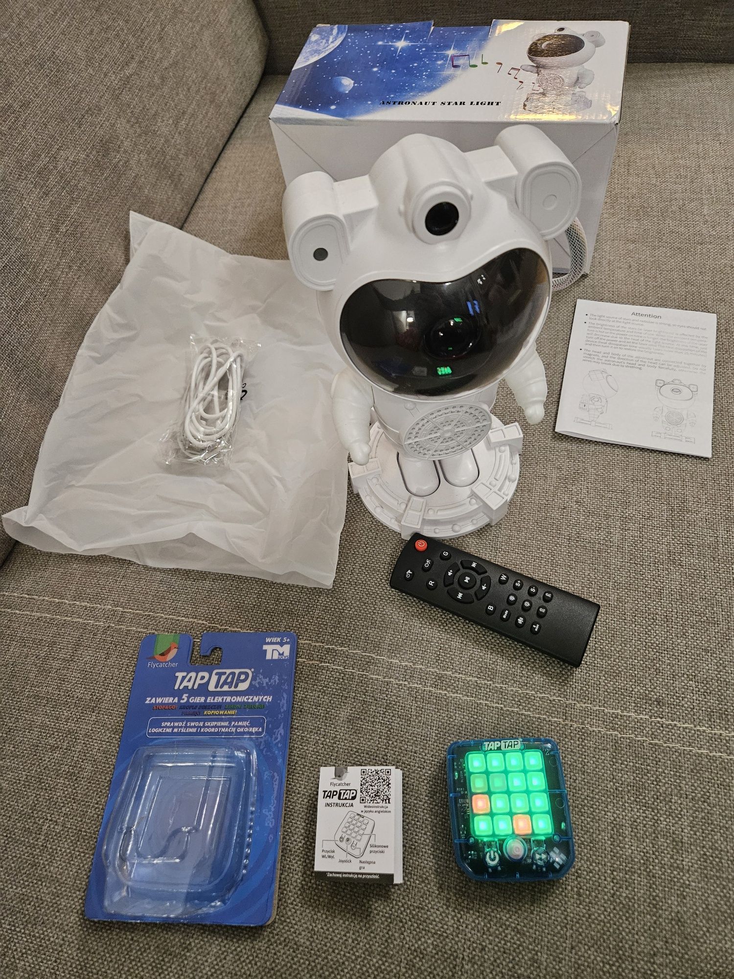 Projektor gwiazd ASTRONAUTA głośnik BLUETOOTH Lampka Led Laser +grat