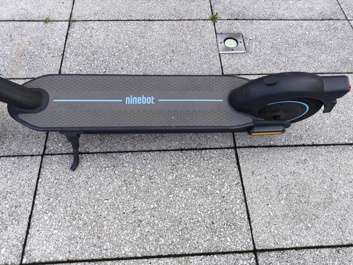 Hulajnoga elektryczna SEGWAY by Ninebot  Max G30D II