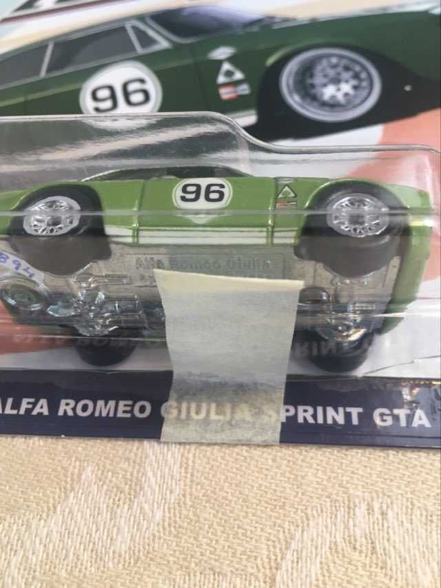 Hot Wheels - Alfa Romeo Giulia Sprint GTA / Eurospeed - escala 1/64