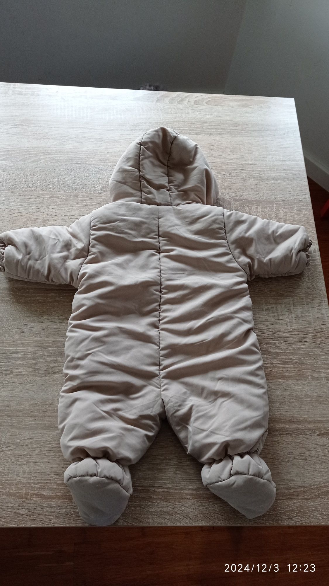 Zimowy kombinezon r 62
