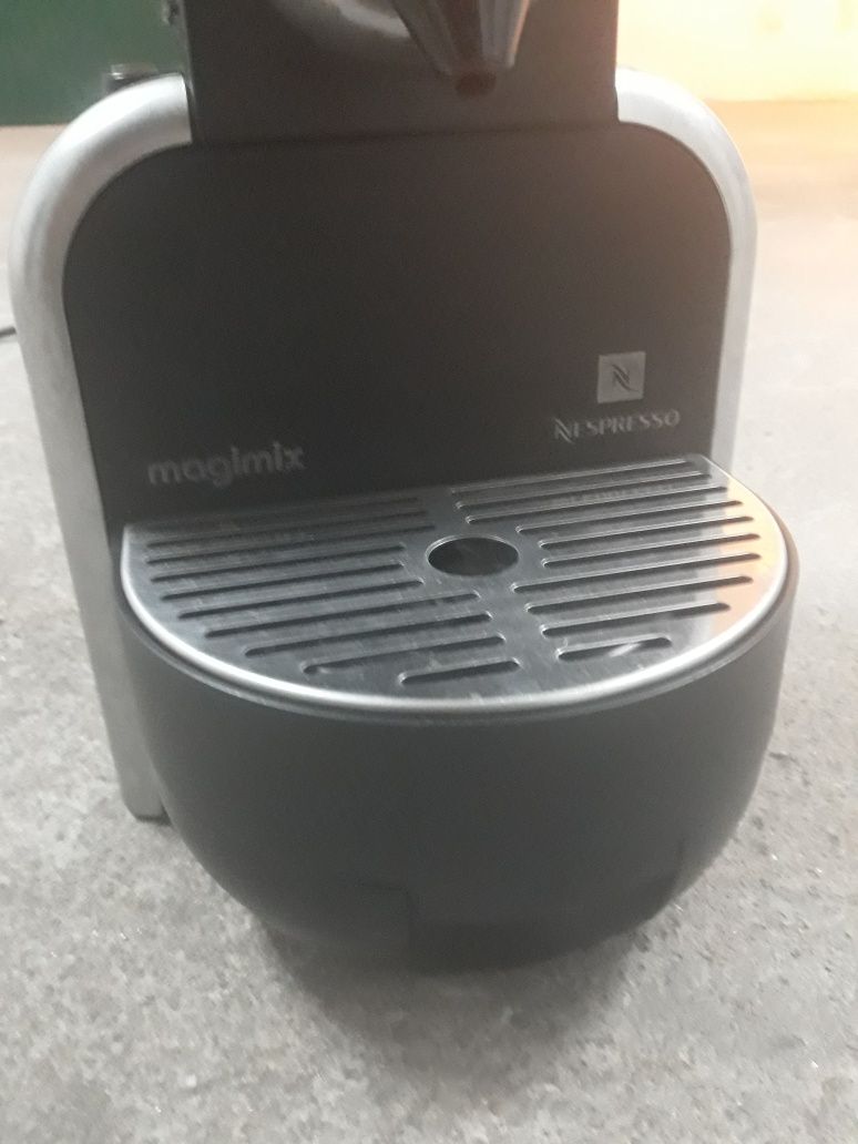 Máquina de café Magimix Nespresso (peças)
