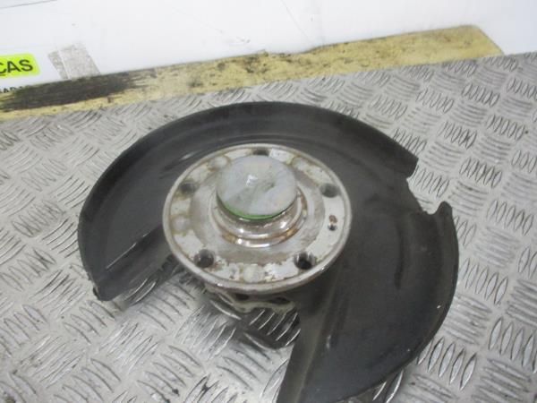 Manga de eixo trás esquerda VOLKSWAGEN Golf VII (5G1, BQ1, BE1, BE2)