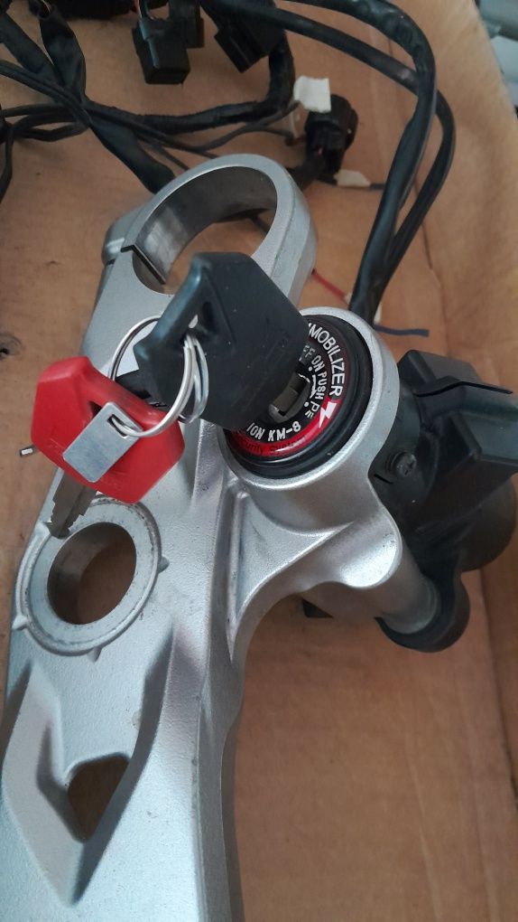KAWASAKI 05-06 ZX6R 636 Stacyjka Kluczyk Moduł Komputer Wiązka Licznik