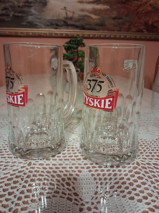 2 kufle do piwa.