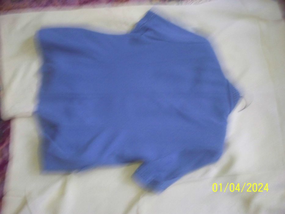 2 свитерка (желтый розовый), Костюм -двойка новый, цвет морской волны