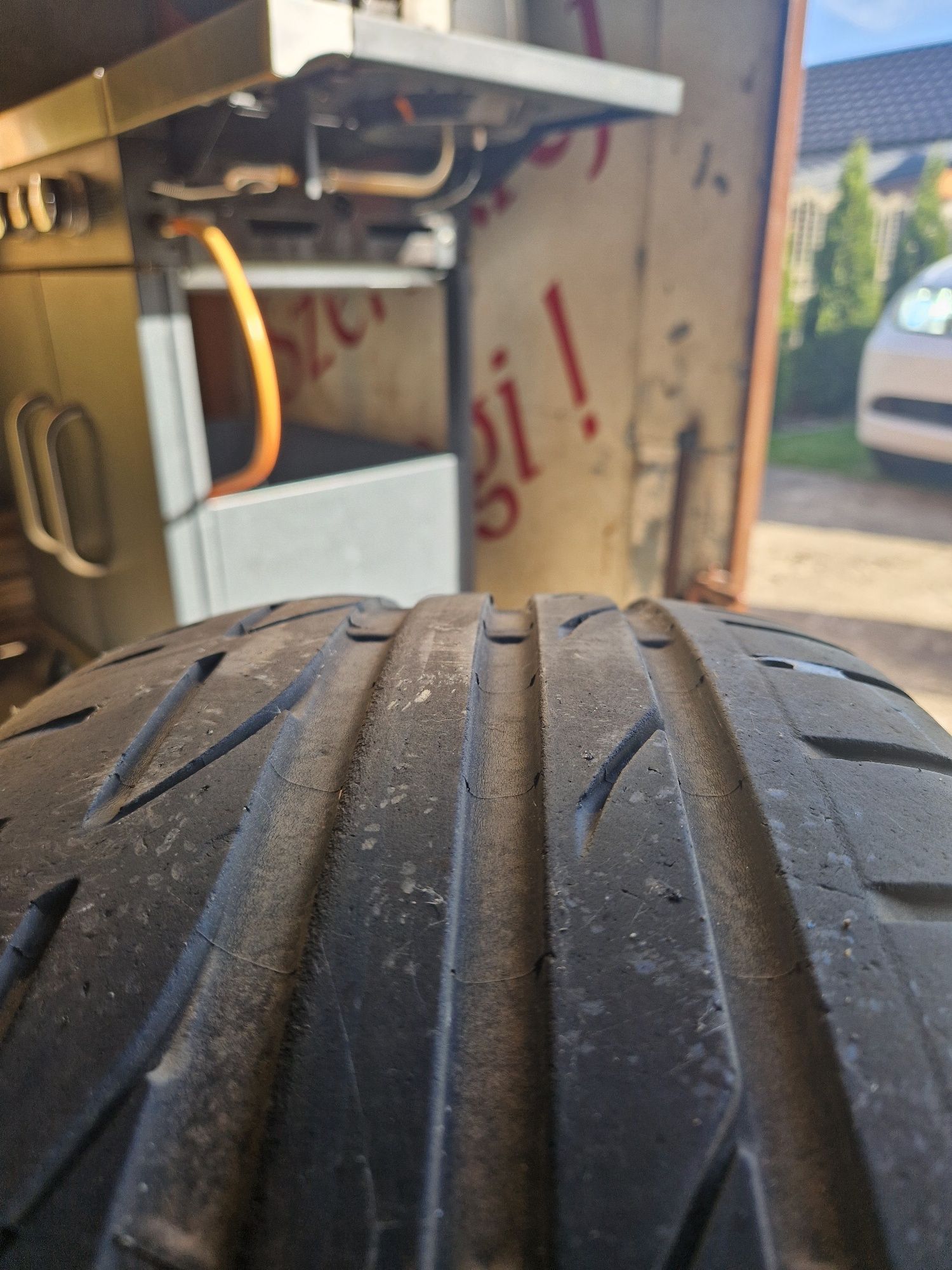 Opony letnie Bridgestone 225/40 r18