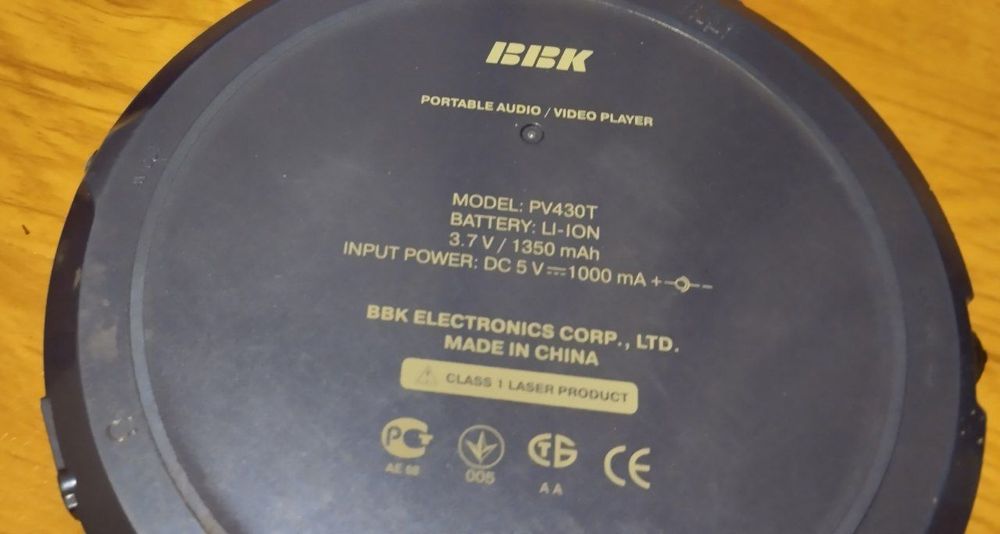Портативный CD/MP3 плеер BBK PV430T