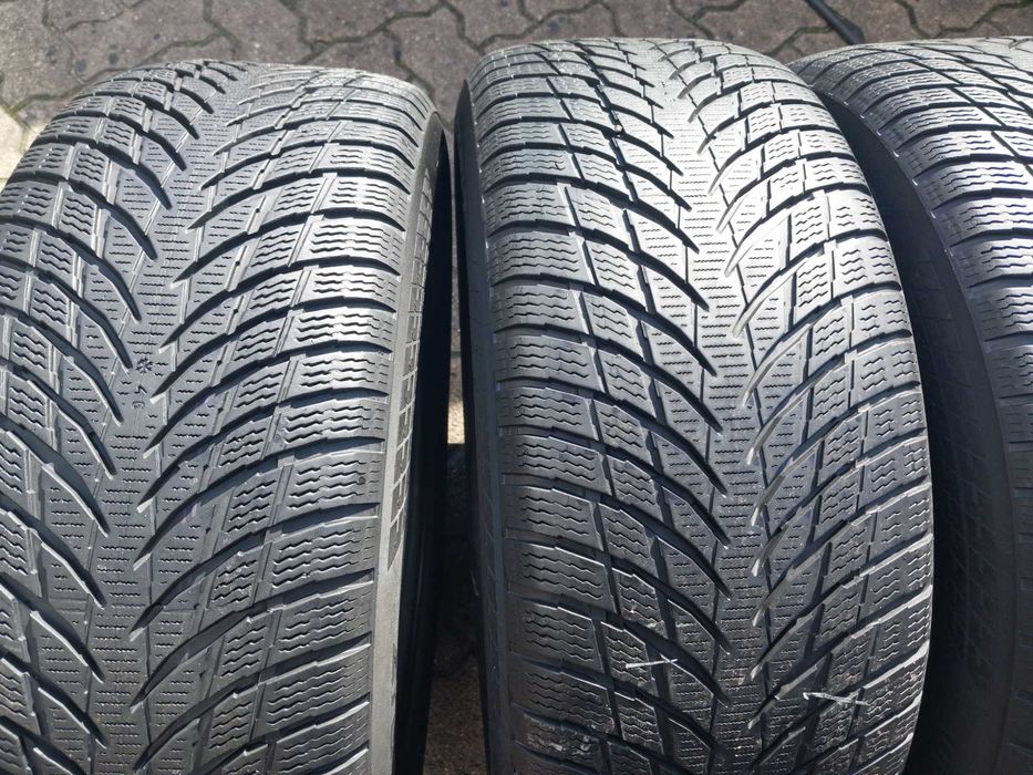 Opony komplet 225/55/17 nokian