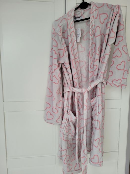Szlafrok damski r.L/XL nowy z paskiem i kieszeniami
