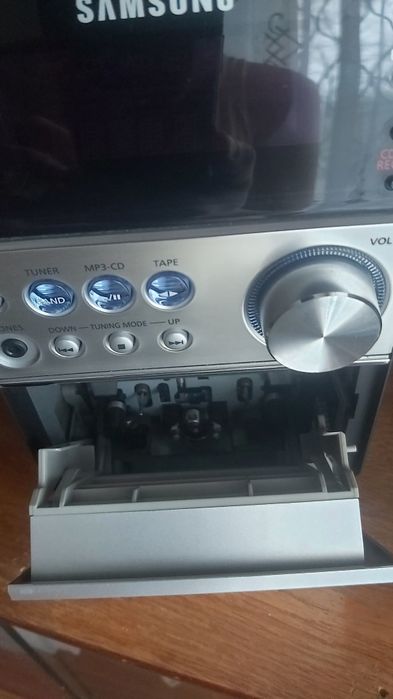 Мікрокомпонентна аудіо система. SAMSUNG MM-C6
