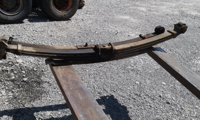 STEYR 1291 4X4 resory przednie