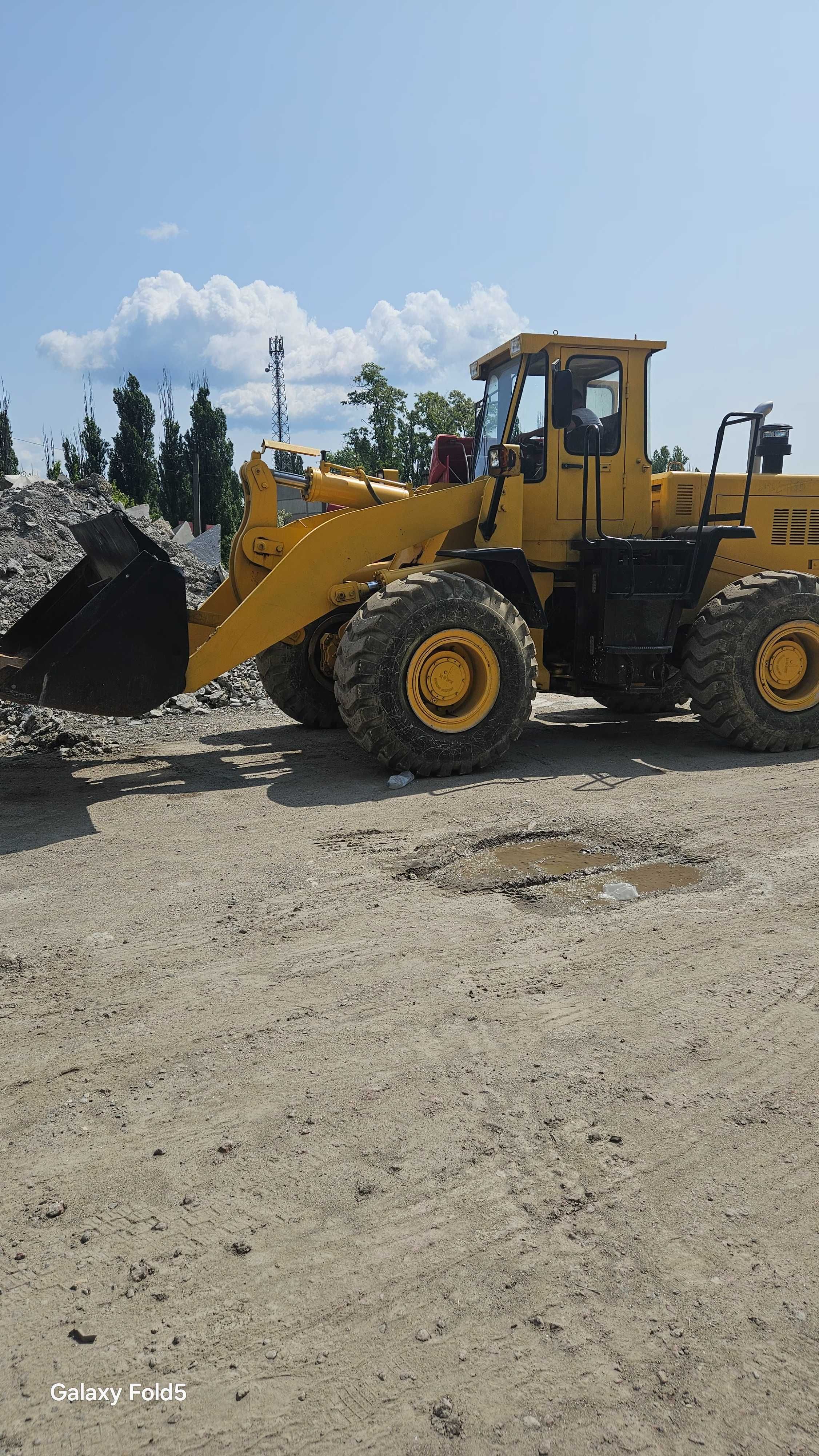 Послуги баштового крана КБ-403, ексковатора JCB 3CX, навантажувача