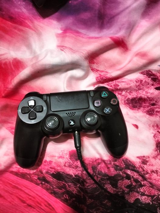 Play Station 4  a funcionar bem