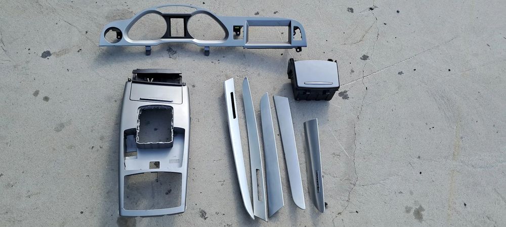 Listwy Dekory Drzwi Aluminium Quattro Pamięć Audi A6 C6