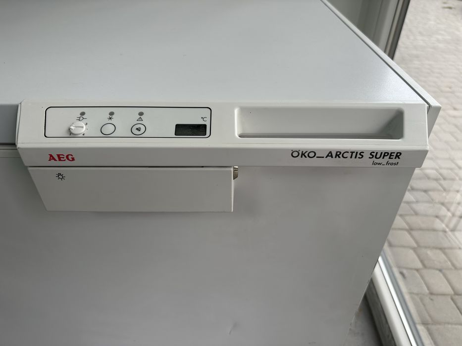 Морозильна камера скриня лар AEG Liebherr Bosch 200 літрів з Німеччини