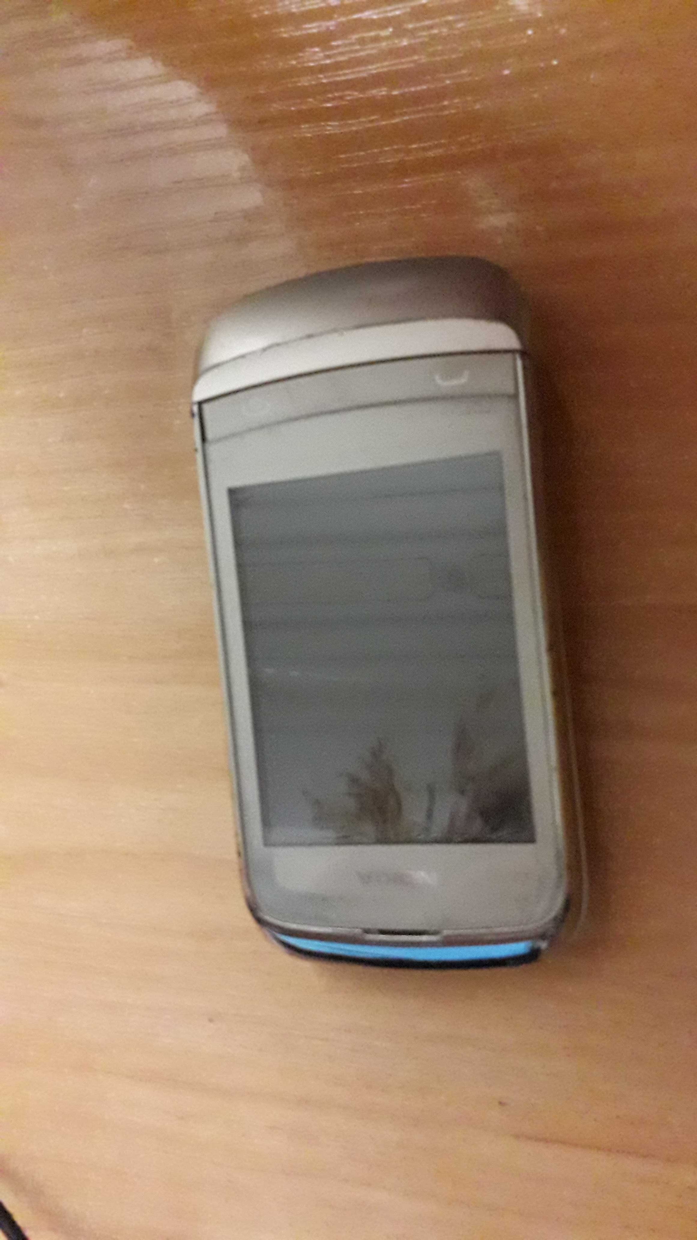 Телефон-Nokia C2-06-95грн.