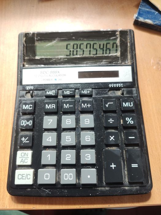 Калькулятор SDC-888X