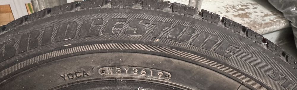 Bridgestone blizzak зимові шини 185/60R15
