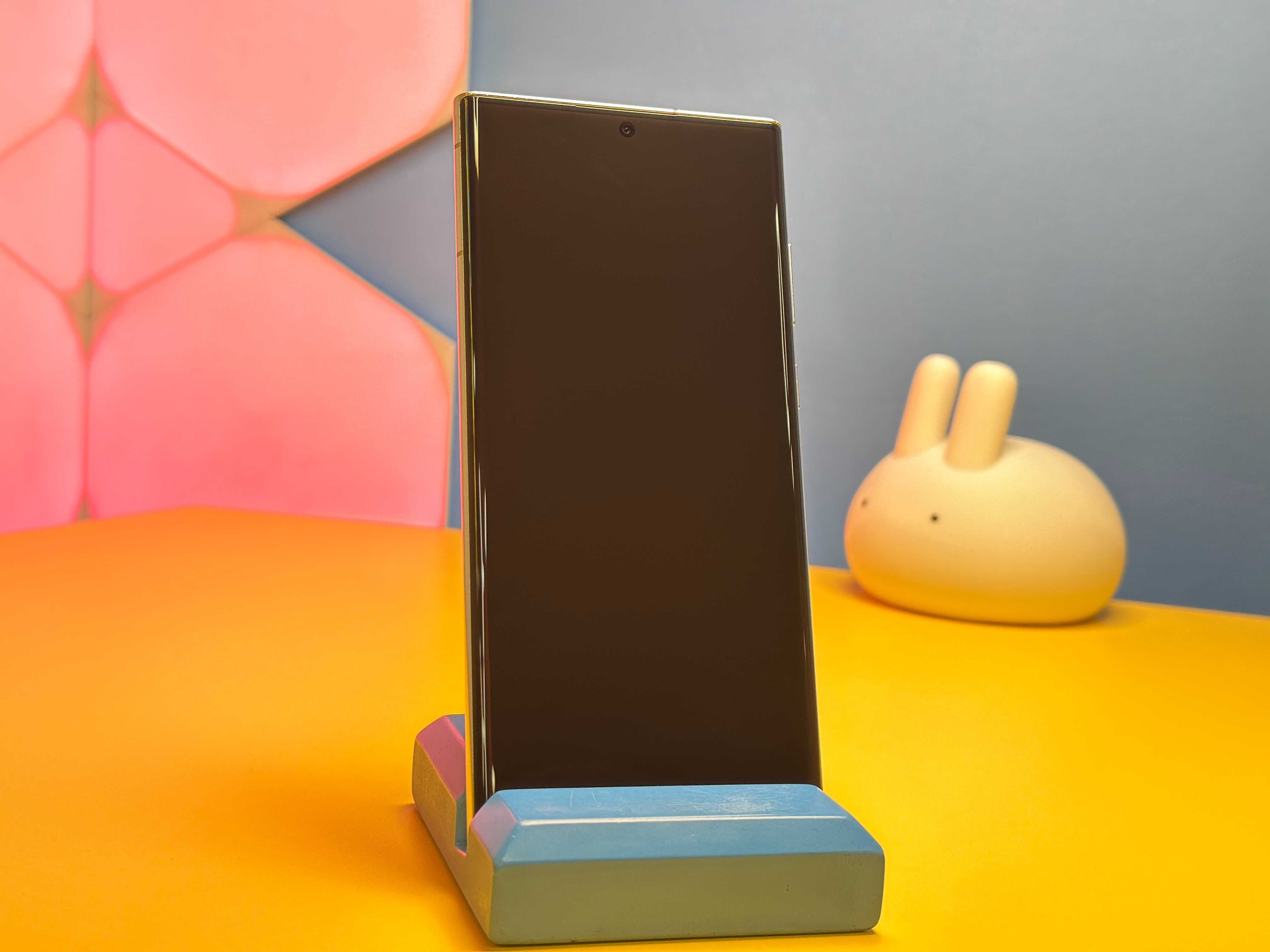 Смартфон Samsung Galaxy S22 Ultra 5G 8/128GB (137026) Б/У З ГАРАНТІЄЮ