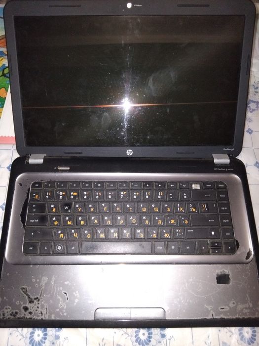Продам ноутбук НР на  запчасти .