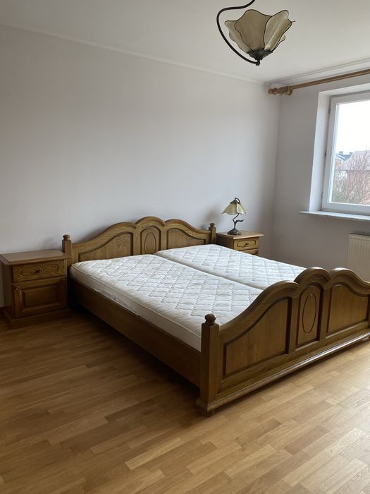 Swarzędz, meble do sypislni, dąb, łôżko, komoda stoliki nocne 2 szt