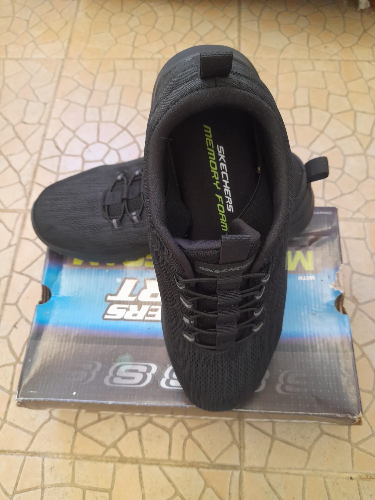 Sapatilha skechers n° 43 sport memory foam