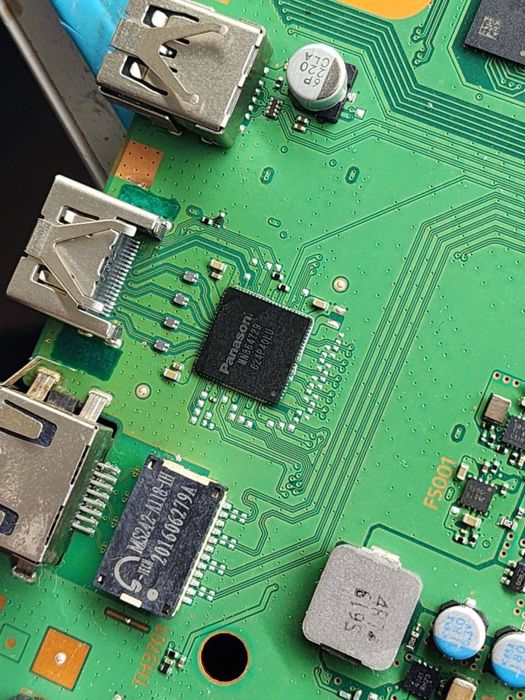 Ремонт комп'ютерів, ноутбуків та ігрових приставок