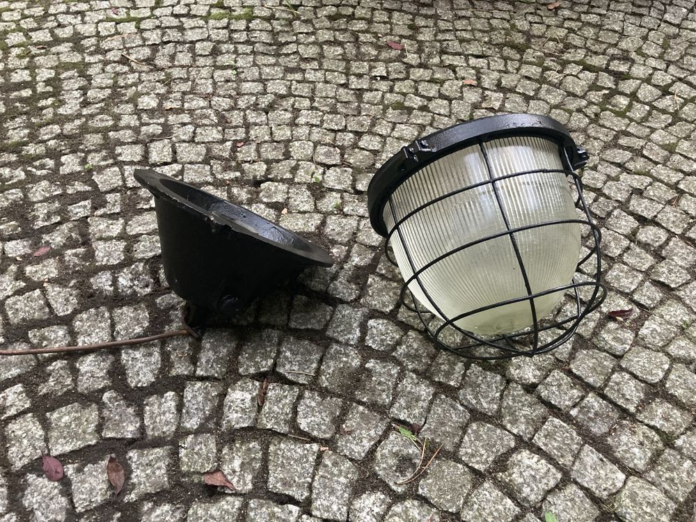 Lampa przemysłowa retro