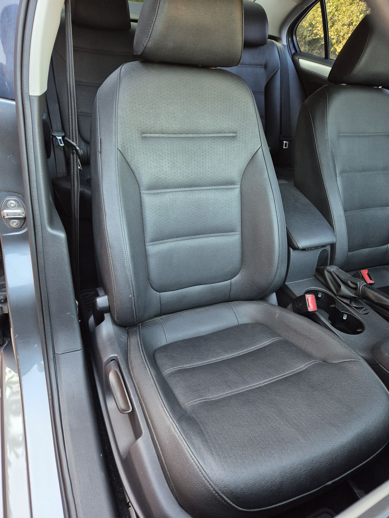 VW Jetta 2,0 TDI