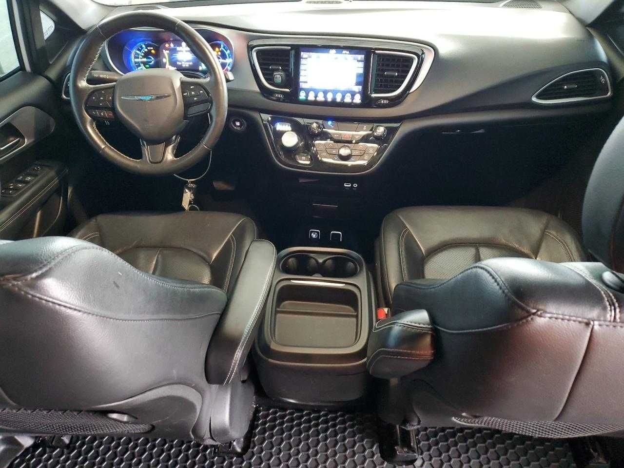 2020 Chrysler Pacifica Hybrid Touring L USA