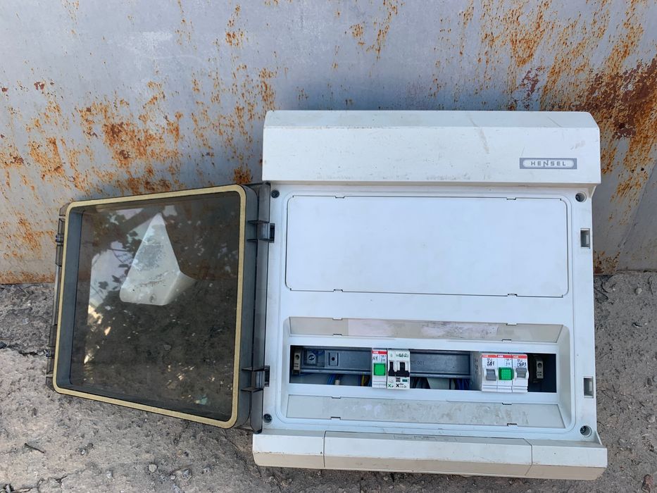 Щит hensel kv 9230. Щит розподільний. Корпус для автоматики